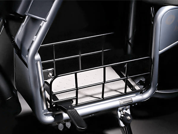 Detachable Center Basket